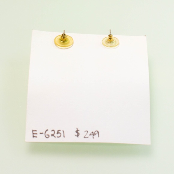 NWT-Post back Halo Earrings #E-G251 - Picture 4 of 4